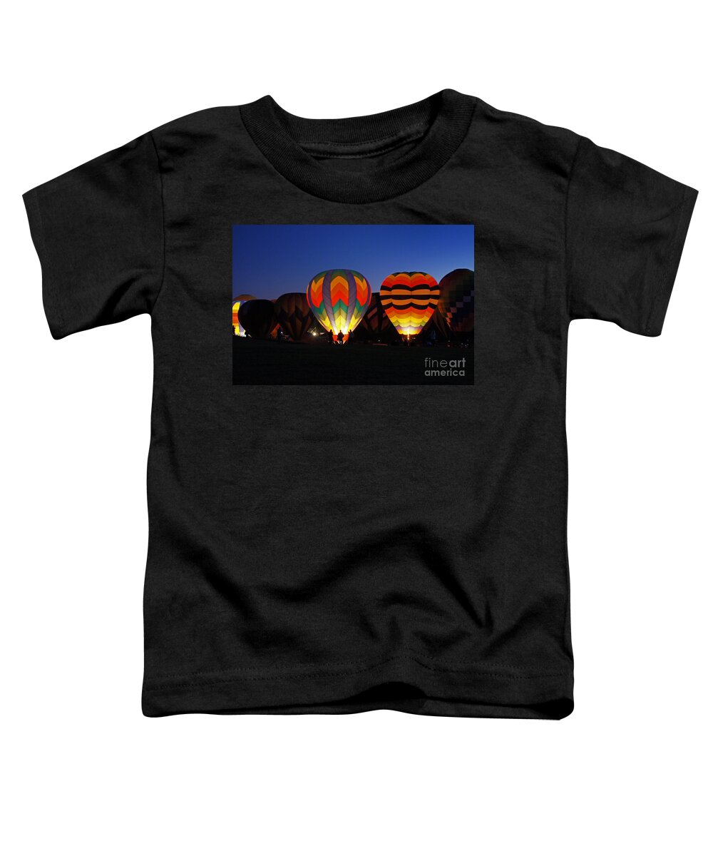 Hot Air Balloon Toddler T-Shirt featuring the photograph Hot Air Balloons at Dusk by Benanne Stiens