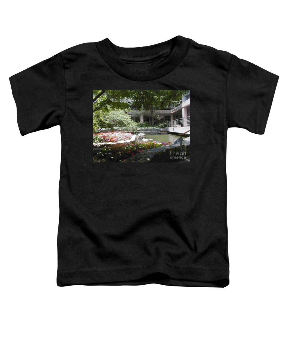 Courtyards Toddler T-Shirt featuring the photograph Inner Courtyard by Vonda Lawson-Rosa