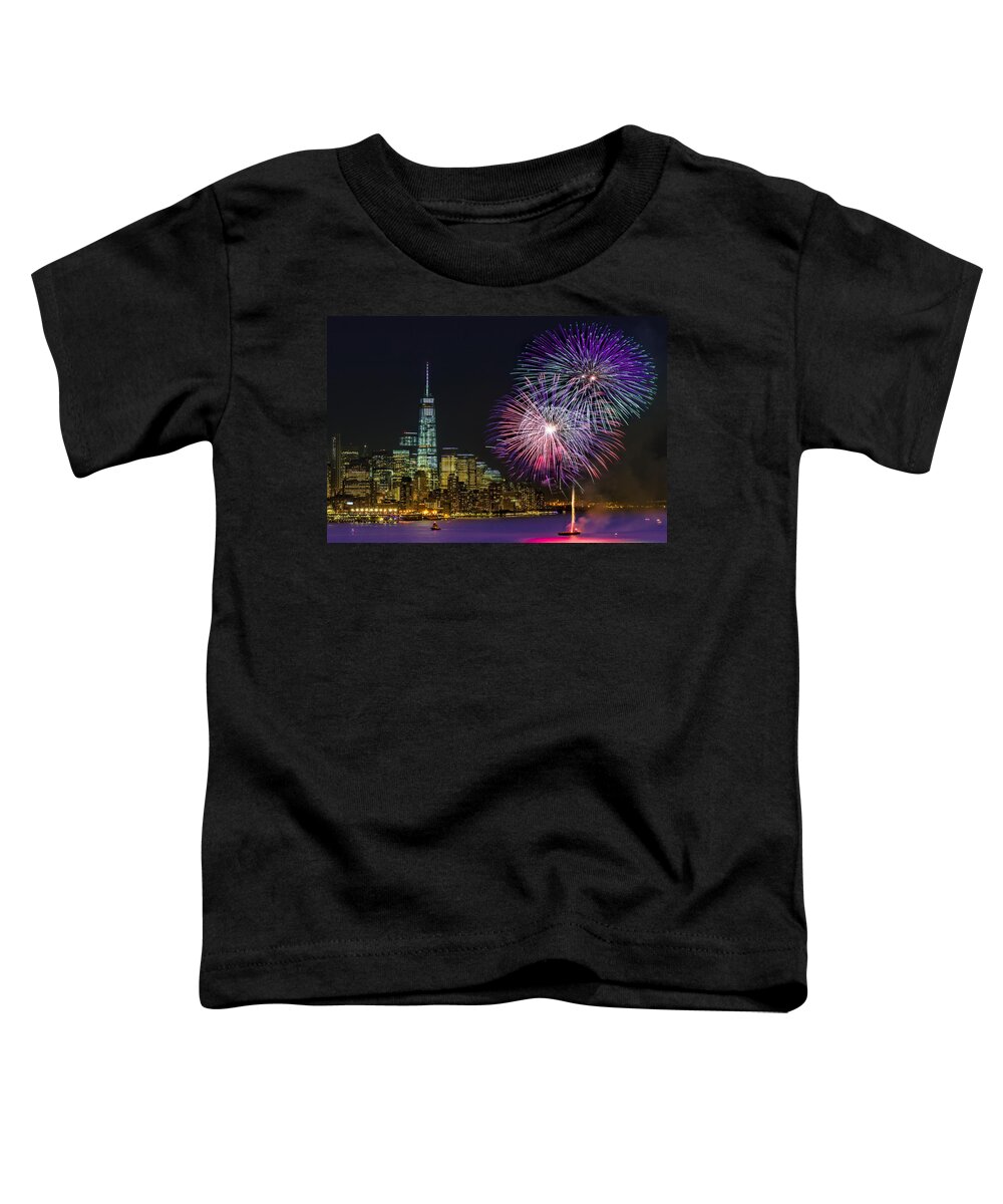 Fireworks Toddler T-Shirt featuring the photograph New York City Summer Fireworks by Susan Candelario