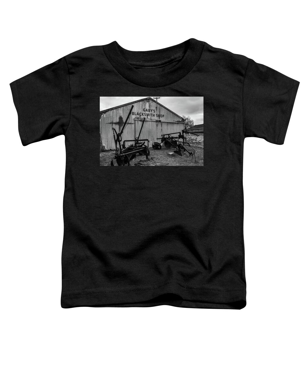 Blacksmith Toddler T-Shirt featuring the photograph Old Frisco Blacksmith Shop by Nicole Lloyd