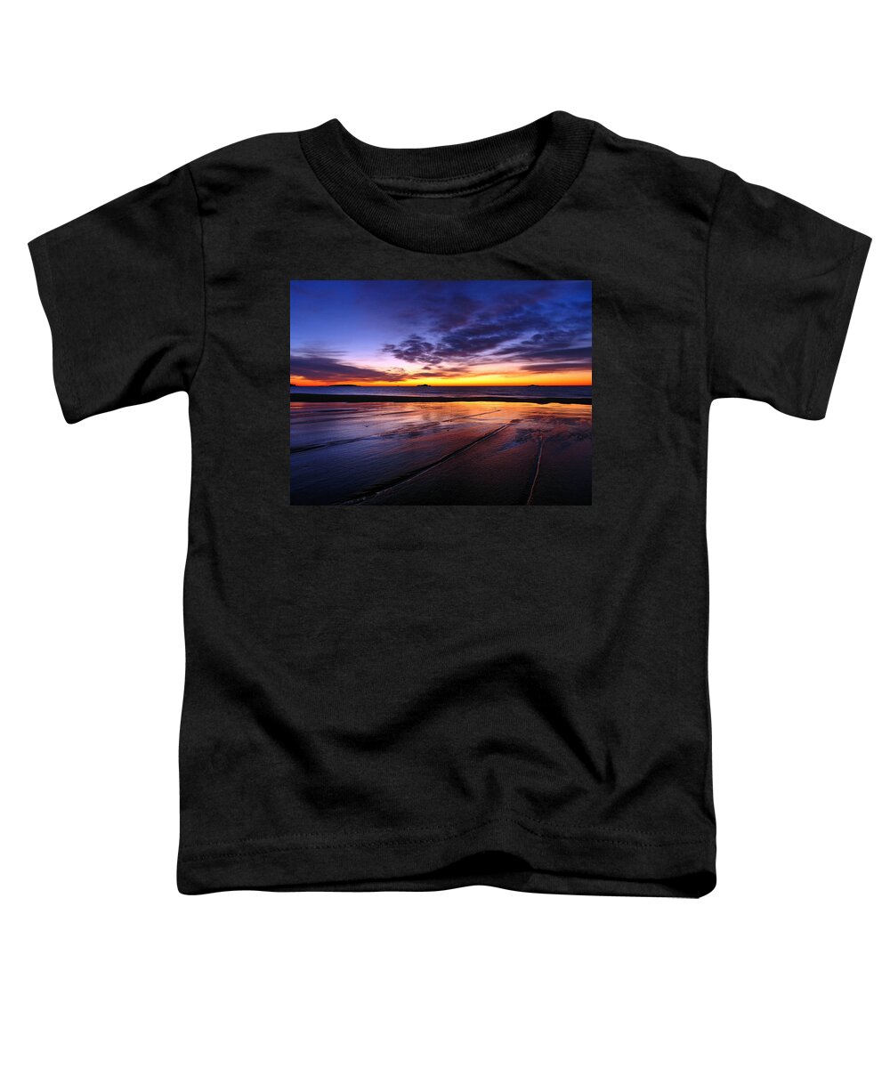 Sunrise Toddler T-Shirt featuring the photograph Sunrise at Singing Beach by Juergen Roth