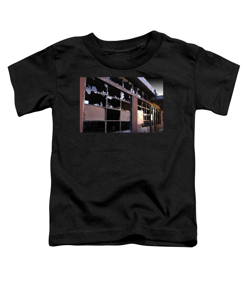 Building Toddler T-Shirt featuring the photograph Tucumcari - Revisited by DArcy Evans