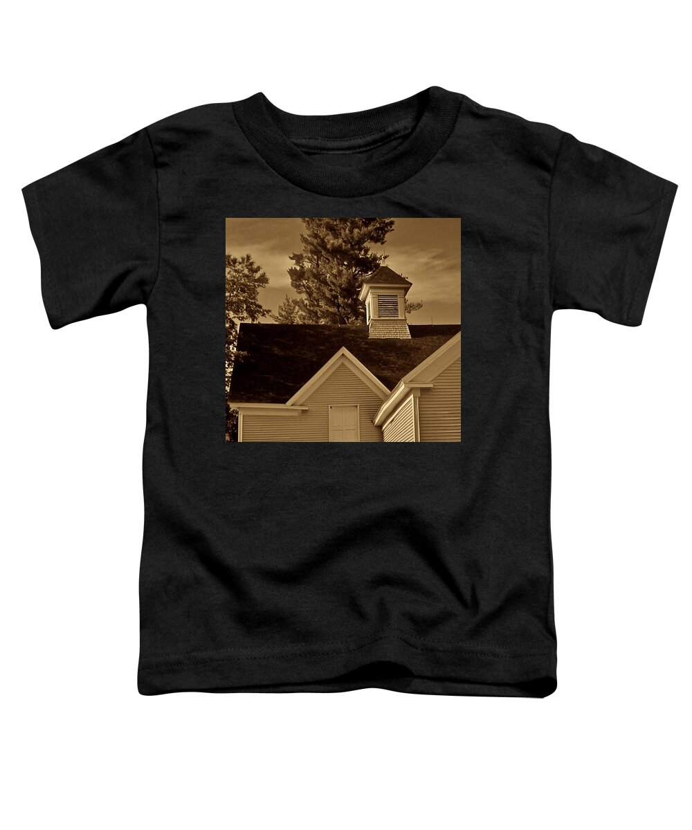 Barn Toddler T-Shirt featuring the photograph A Corner of New England #1 by Elizabeth Tillar