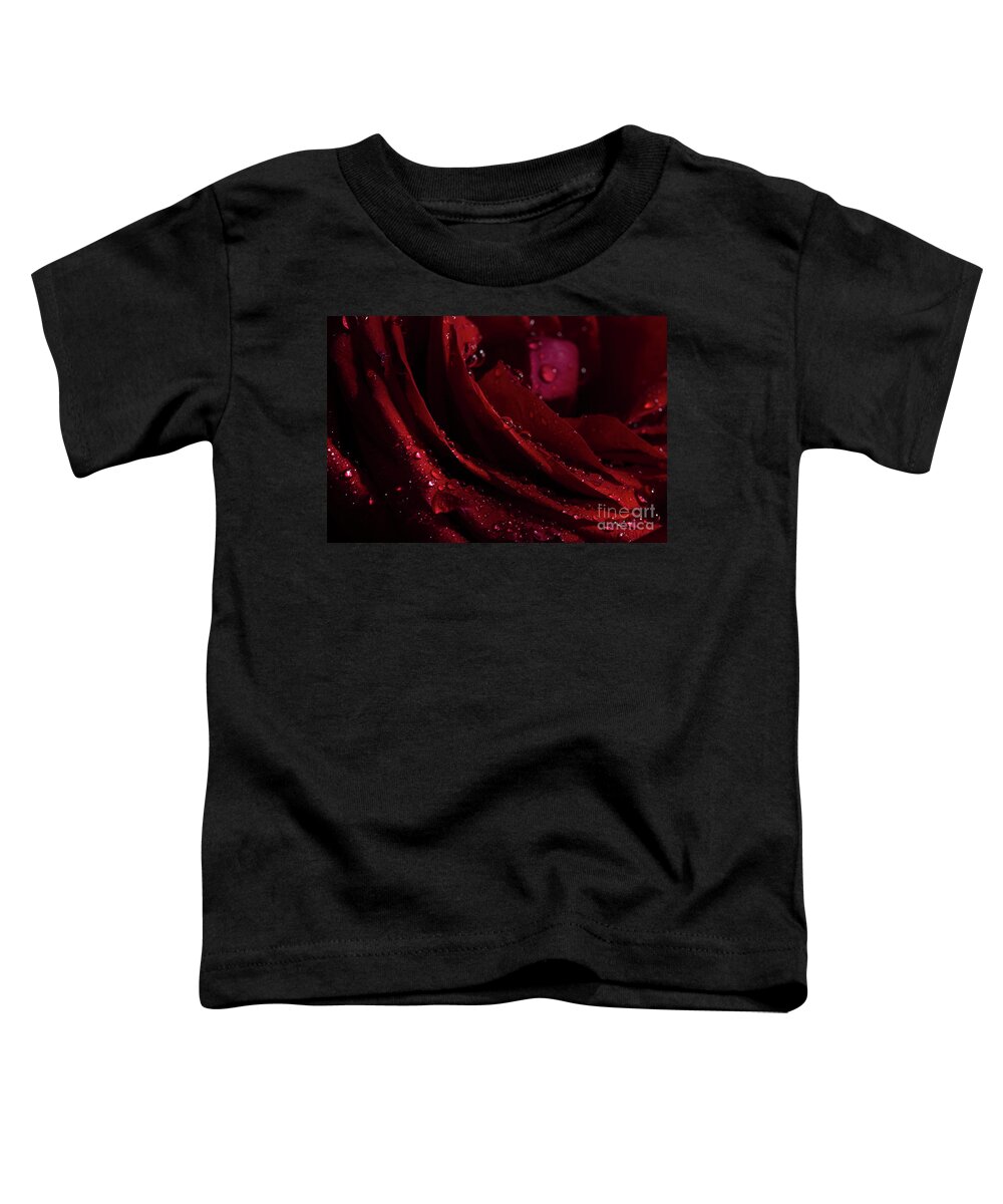 Rose Toddler T-Shirt featuring the photograph Droplets On The Edge by Mike Eingle