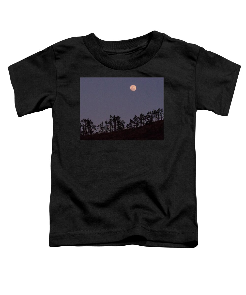 Sunset Toddler T-Shirt featuring the photograph Full Moon Over Fiji by Leslie Struxness