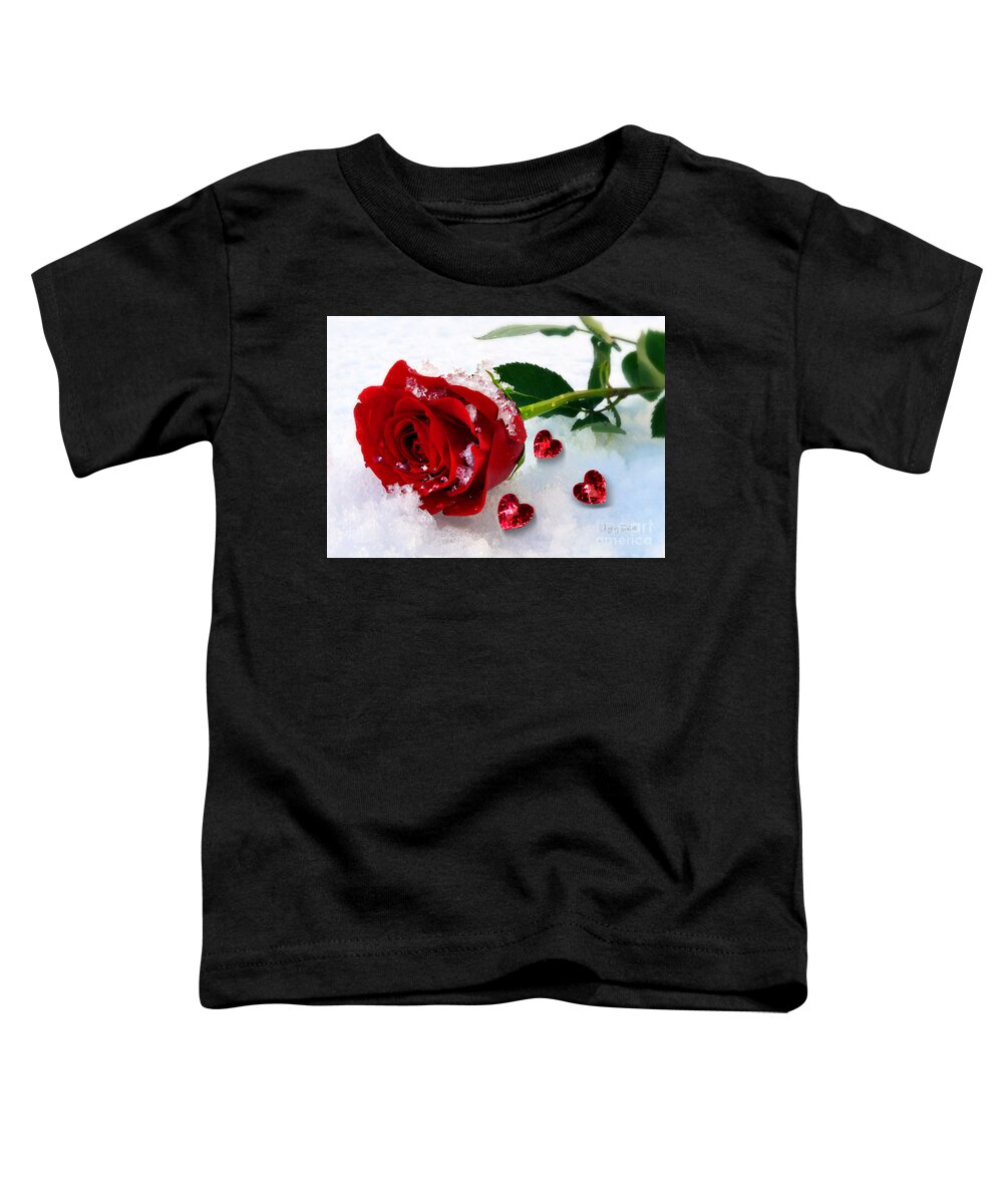 Red Rose Toddler T-Shirt featuring the photograph To Make You Feel my Love by Morag Bates