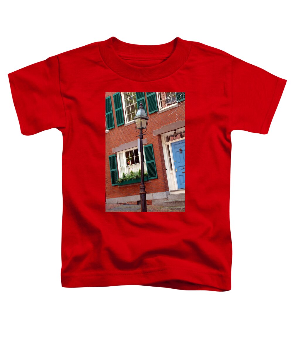 Boston Toddler T-Shirt featuring the photograph Gas Lamp Beacon Hill by Caroline Stella