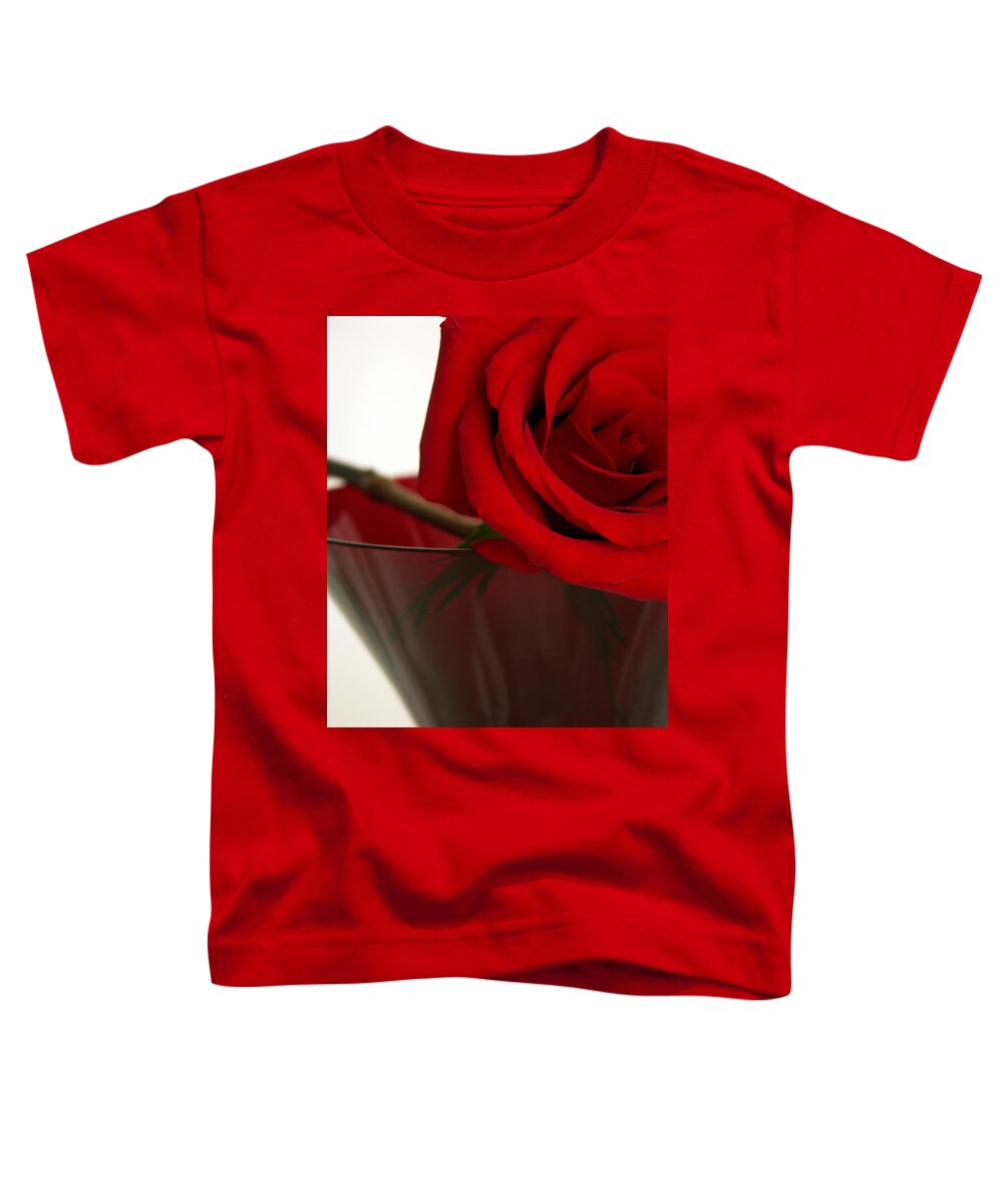 Rose Toddler T-Shirt featuring the photograph Dual reds by Thomas Pipia