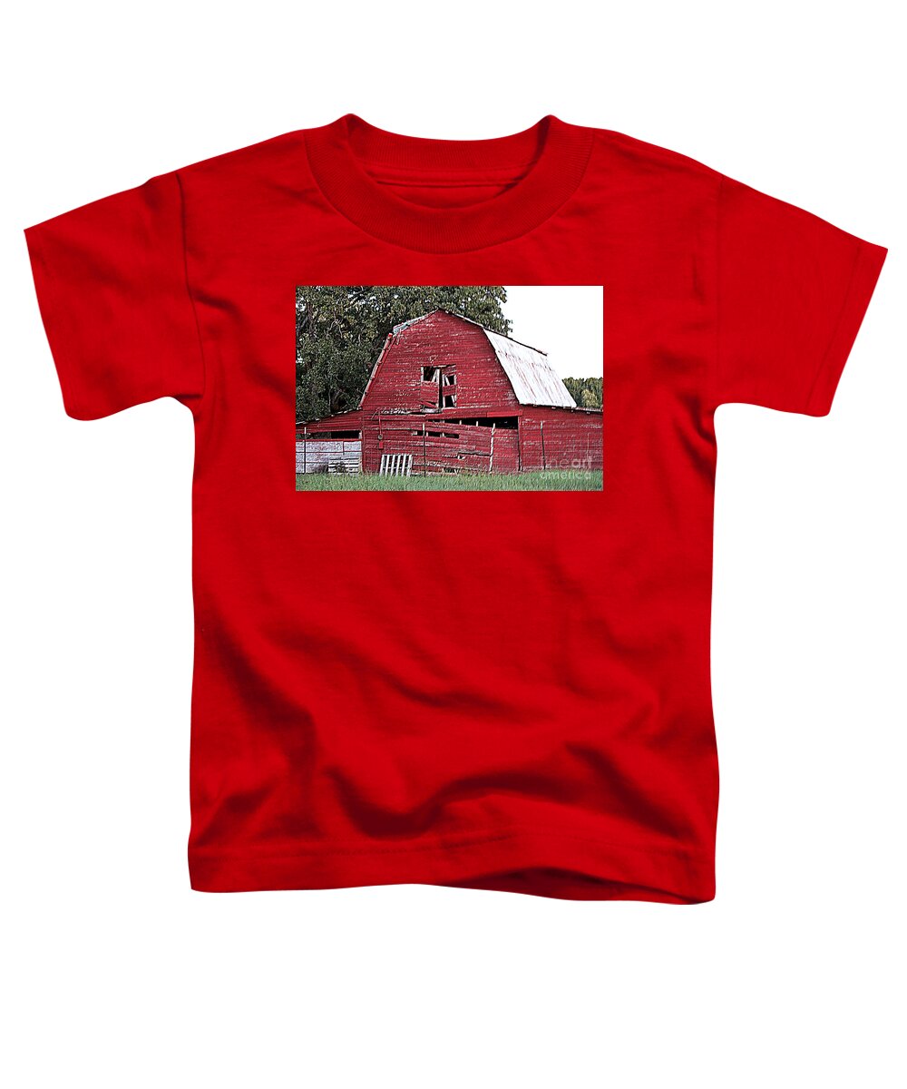 Old Red Barns Toddler T-Shirt featuring the photograph Old Red by Kathy White