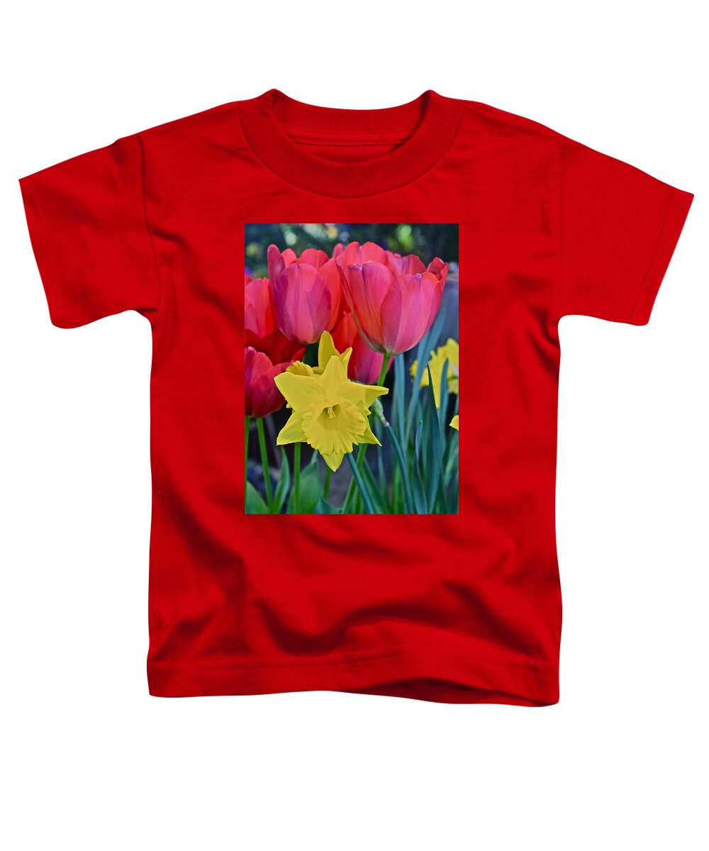 Tulips Toddler T-Shirt featuring the photograph Spring Show 14 Large Red Tulips and Daffodil by Janis Senungetuk
