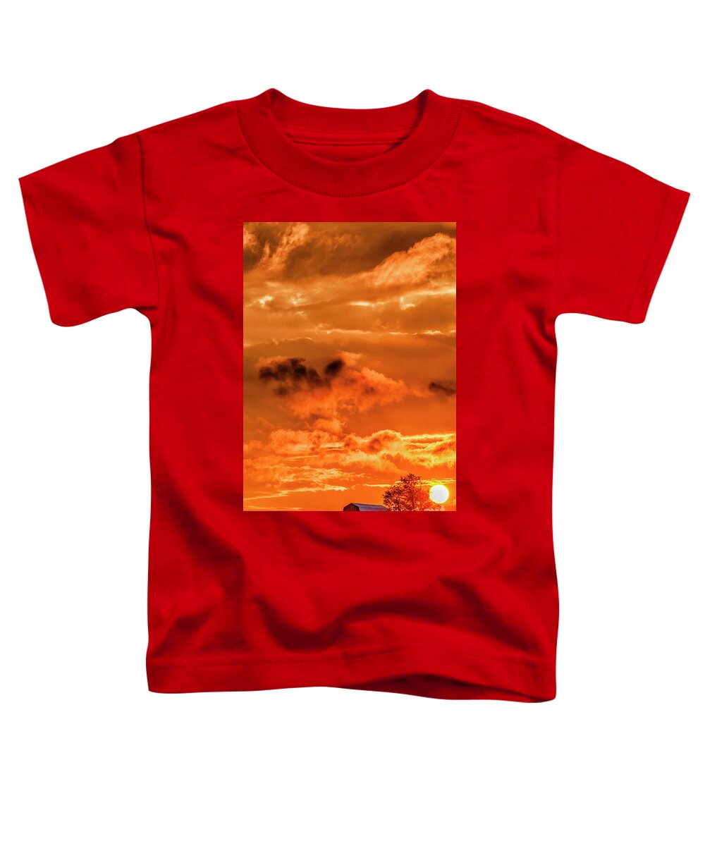 Sunset Toddler T-Shirt featuring the photograph When the Day is Done by Thomas R Fletcher