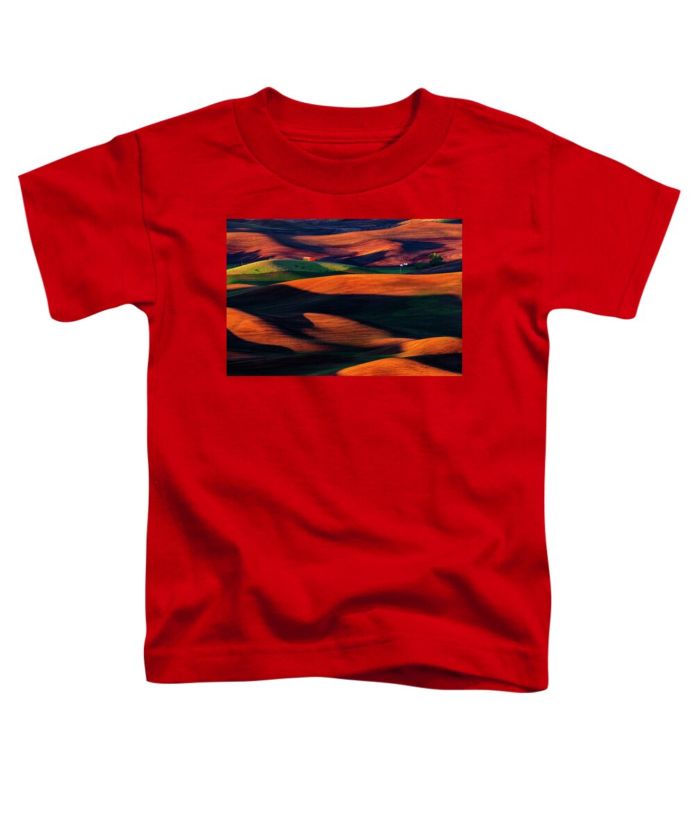 Palouse Toddler T-Shirt featuring the photograph Rolling Hills by Yoshiki Nakamura