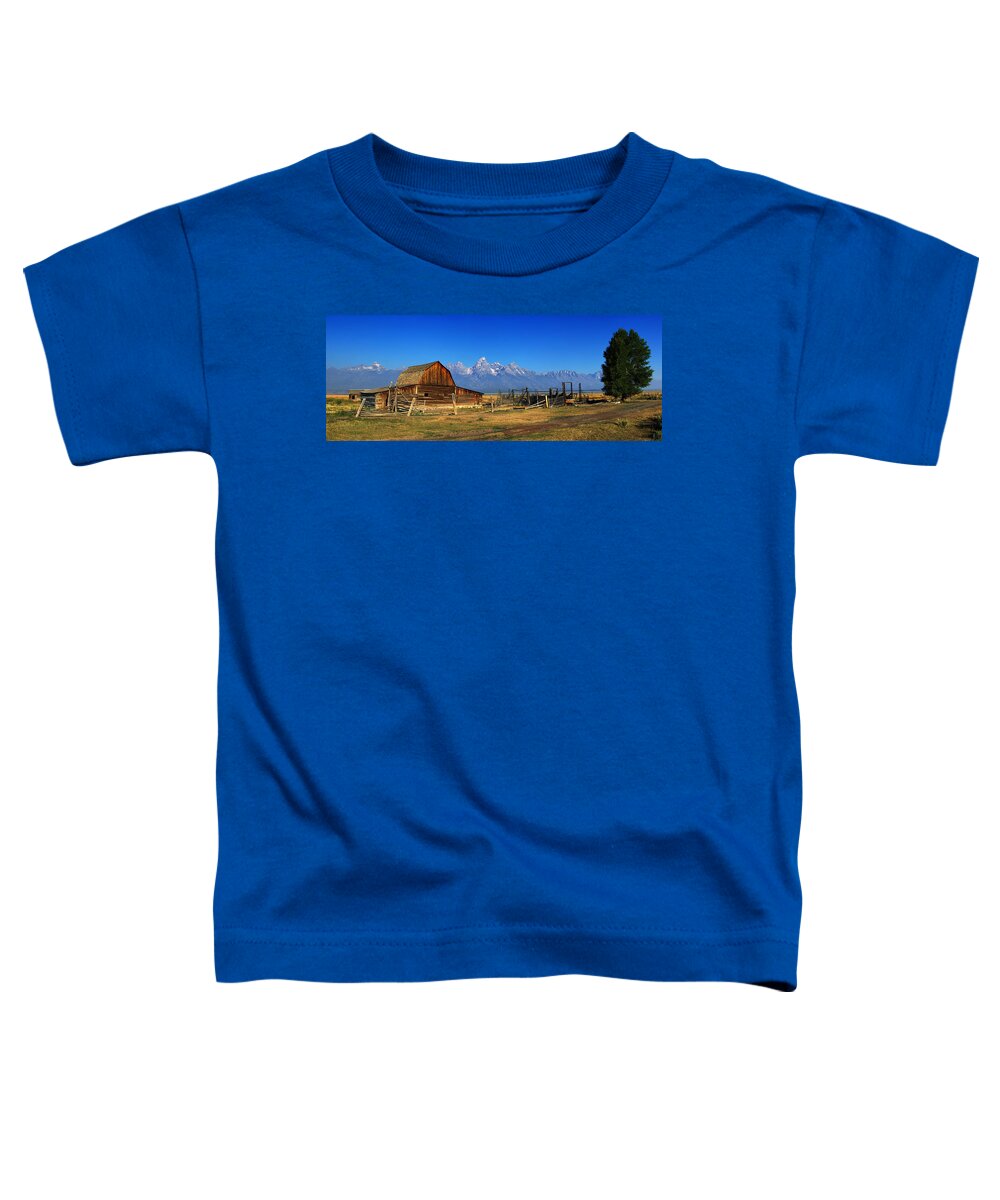 Antelope Barn Toddler T-Shirt featuring the photograph Antelope Barn by David Andersen