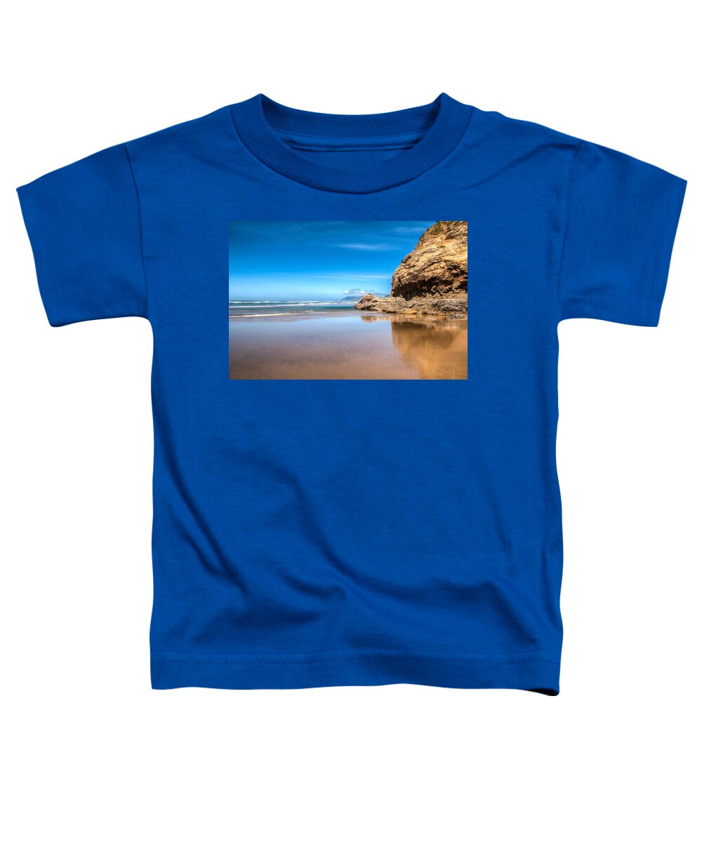 Hug Point Toddler T-Shirt featuring the photograph Hug Point 0073 by Kristina Rinell