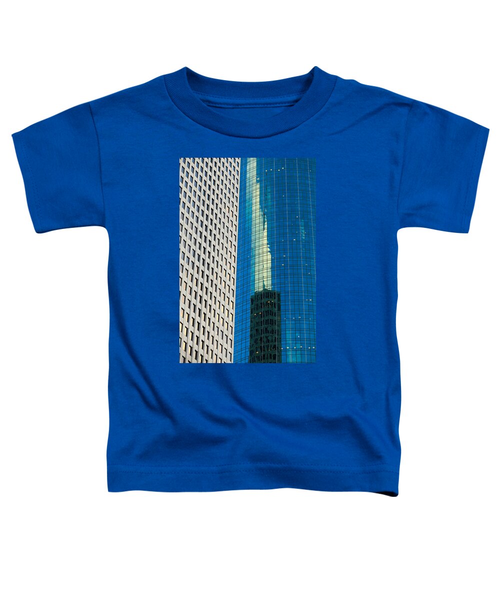 Architecture Toddler T-Shirt featuring the photograph Side by Side by Raul Rodriguez