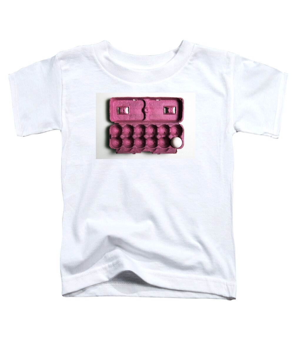 Egg Carton Toddler T-Shirt featuring the photograph 1 Egg by Photo Researchers, Inc.