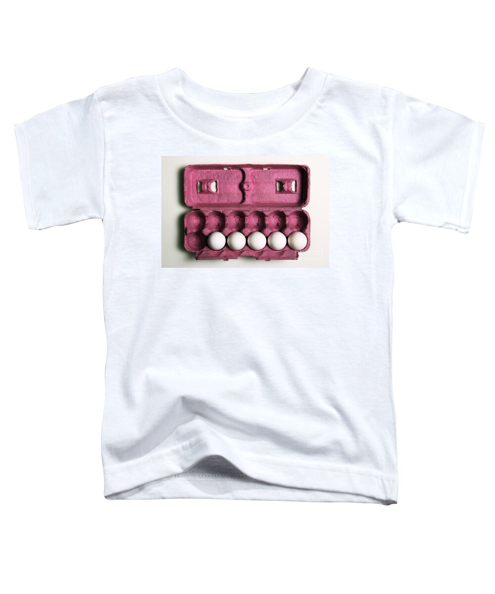 Egg Carton Toddler T-Shirt featuring the photograph 5 Eggs by Photo Researchers, Inc.