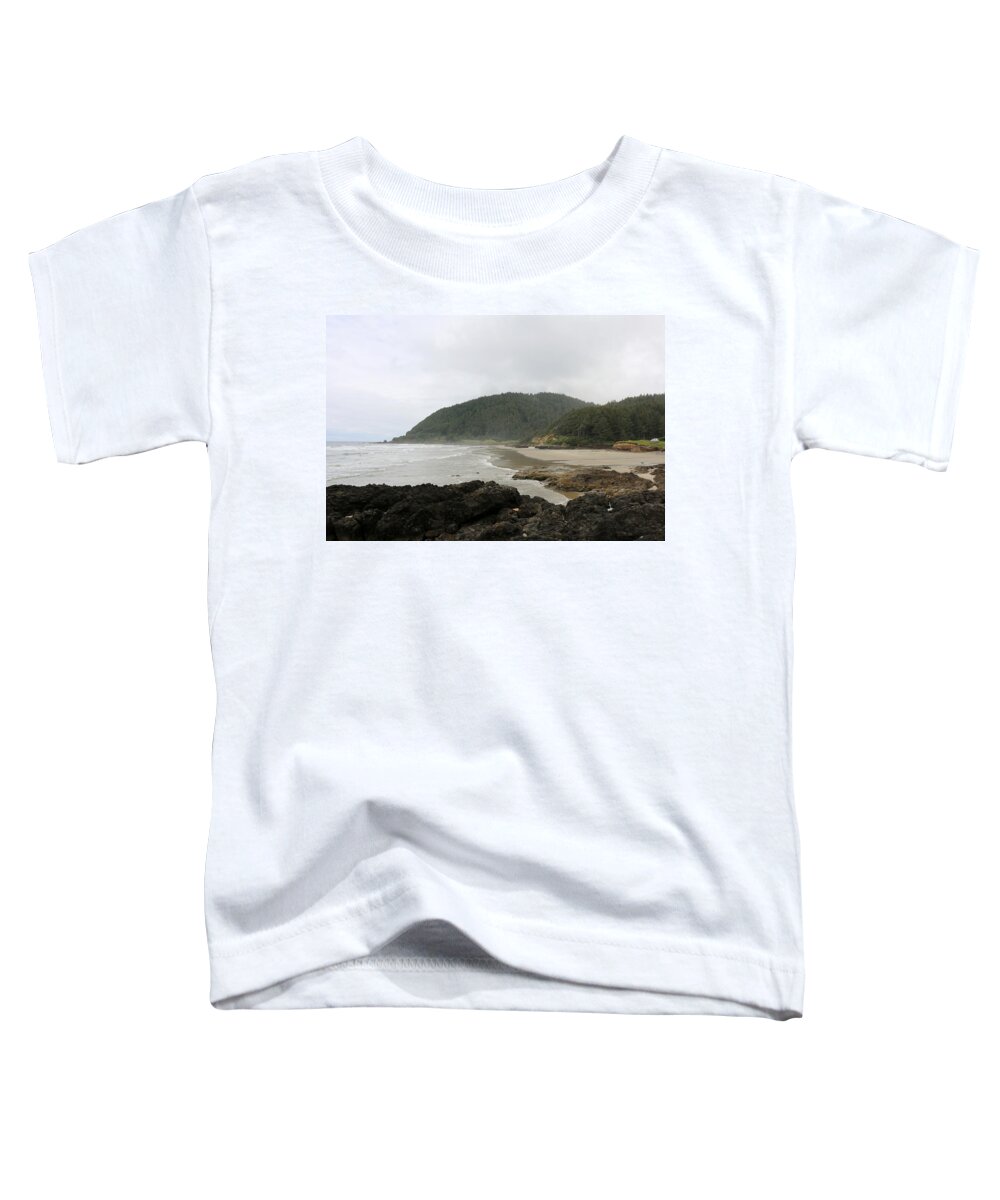Oregon Coast Toddler T-Shirt featuring the photograph Along the Oregon Coast - 3 by Christy Pooschke