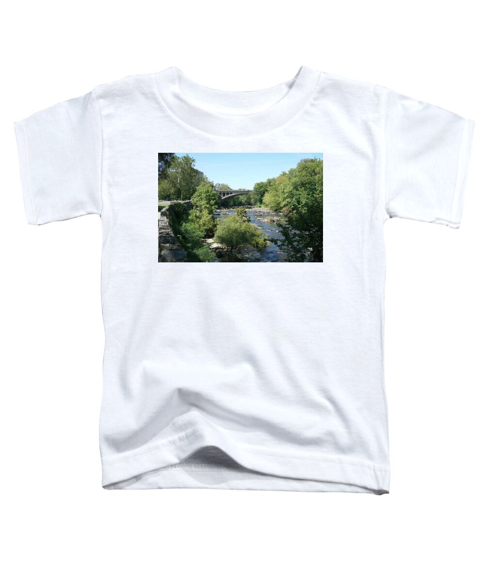 Washington Toddler T-Shirt featuring the photograph Brandywine Creek, Wilmington #05446 by Raymond Magnani