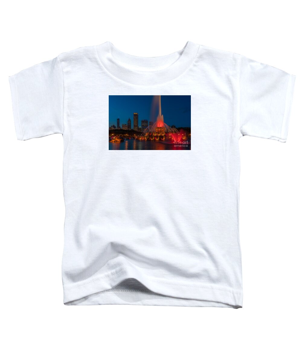Chicago Toddler T-Shirt featuring the photograph Buckingham Fountain at blue hour by Izet Kapetanovic