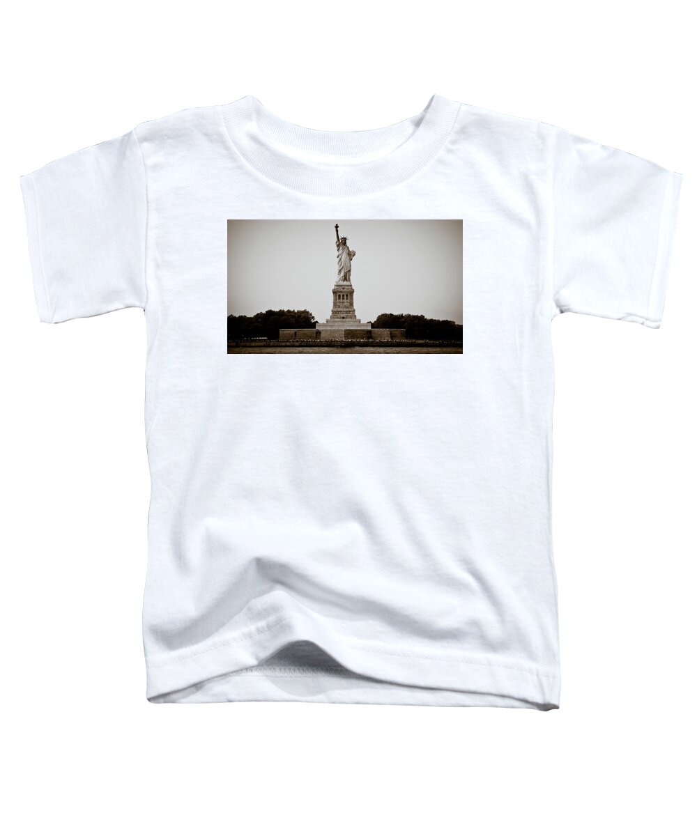 Lady Liberty Toddler T-Shirt featuring the photograph Liftin' Me Higher by David Sutton