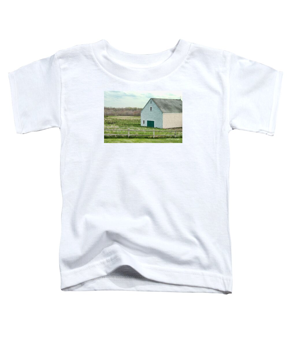 Farm Toddler T-Shirt featuring the photograph Old Maine Farm by Alana Ranney