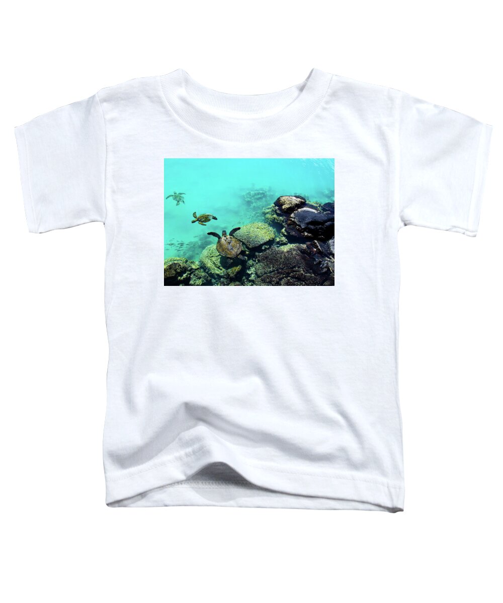 Green Sea Turtle Toddler T-Shirt featuring the photograph Swimming Honu by Christopher Johnson