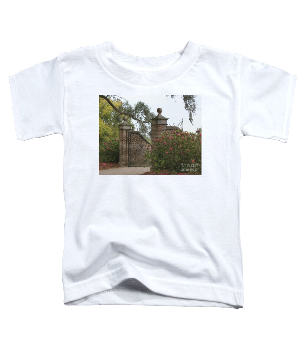 Boone Hall Plantation Toddler T-Shirt featuring the photograph The Gate at Boone Hall by Roger Potts