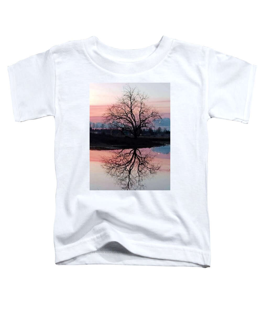 Sunset Toddler T-Shirt featuring the photograph Serenity at Sunset by Suzy Piatt