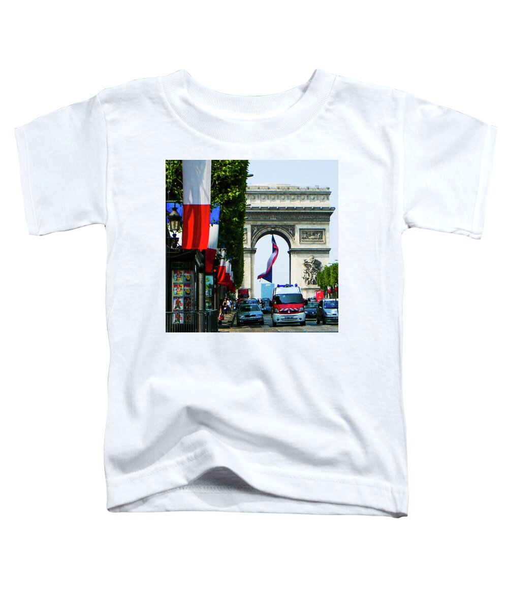 France Toddler T-Shirt featuring the photograph The Arc de Triomphe by Jim Feldman