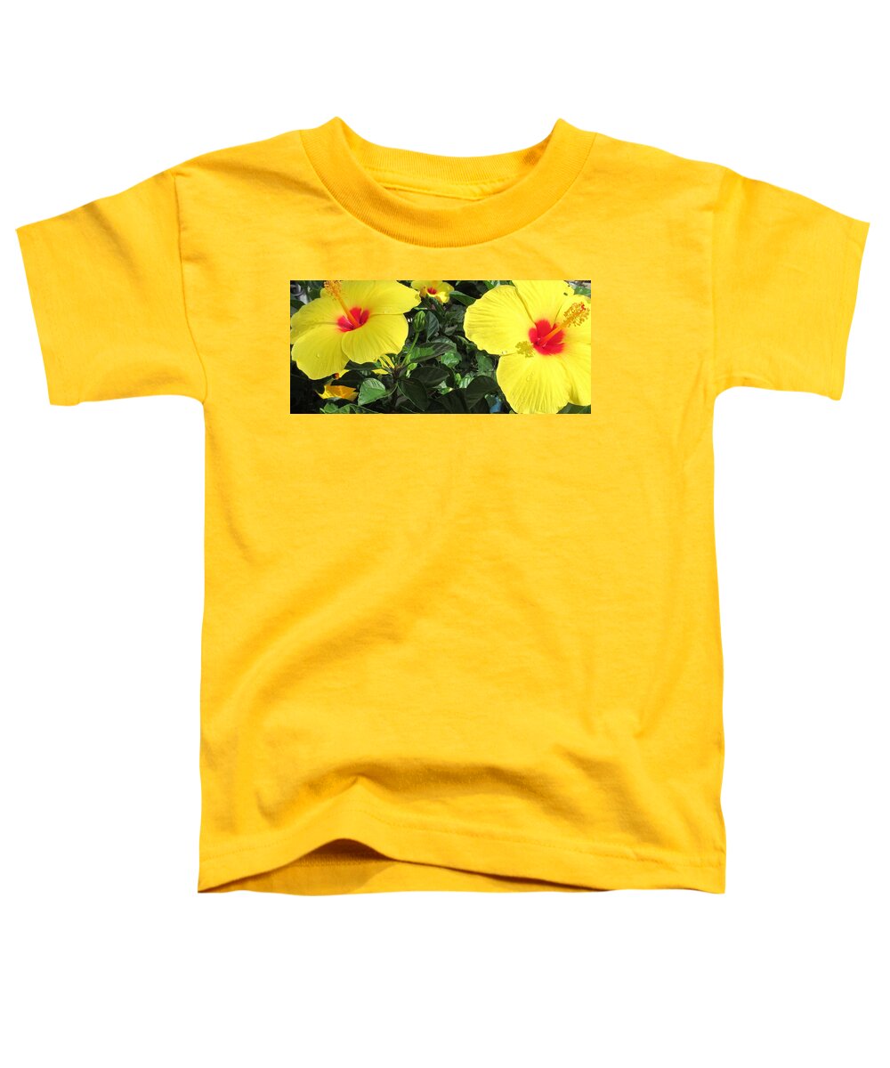 Red Toddler T-Shirt featuring the photograph Three Red Deep Throats by Ashley Goforth