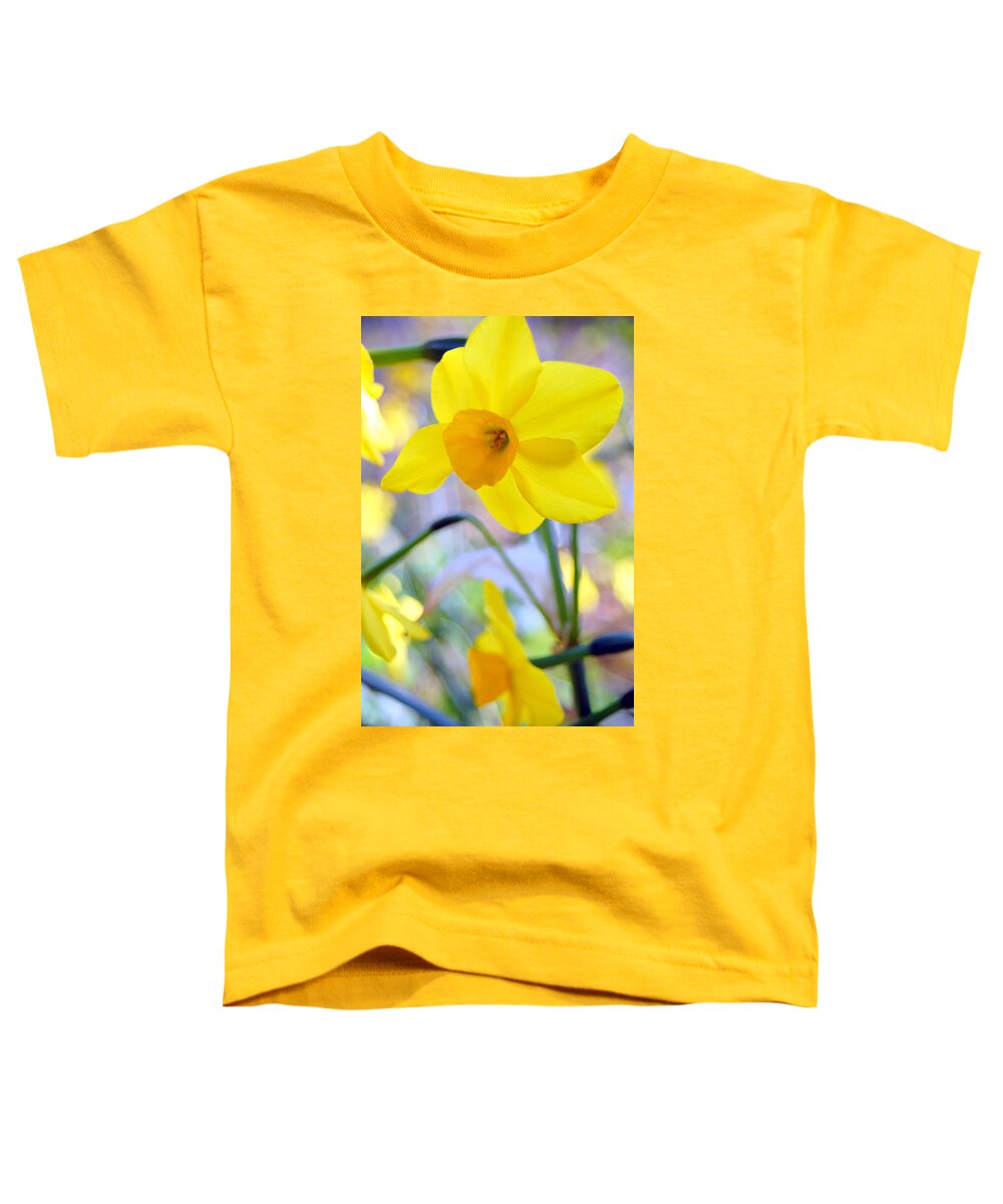 Daffodil Toddler T-Shirt featuring the photograph Water Color Daffodil by Amy Fose