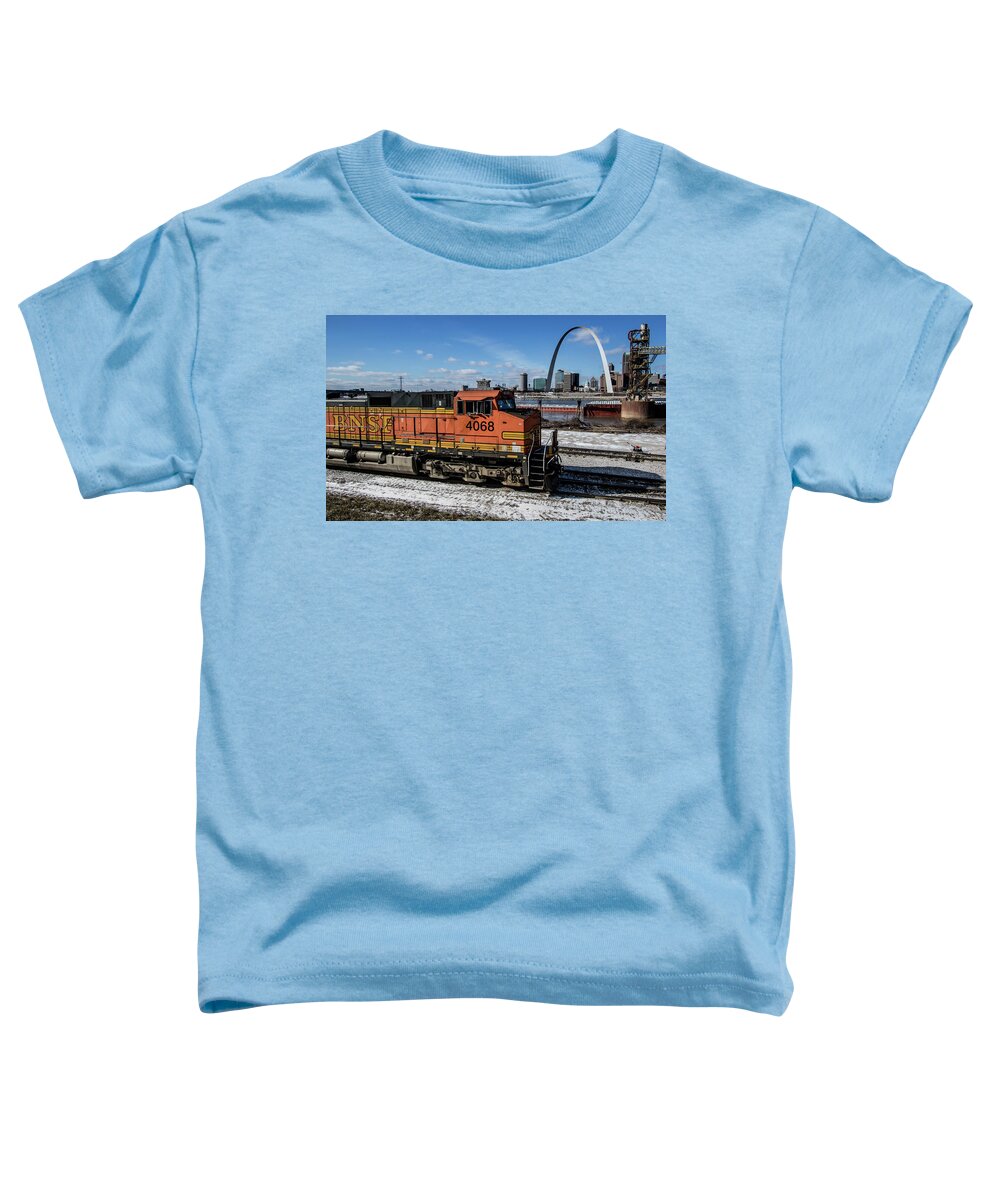 Mississippi River Toddler T-Shirt featuring the photograph BNSF locomotive passing by the Arcj by Garry McMichael