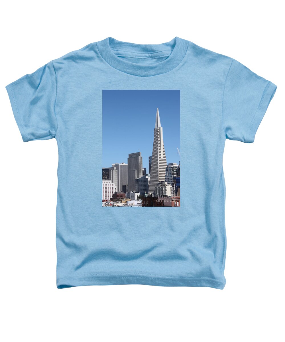 San Francisco Toddler T-Shirt featuring the photograph Transamerica Pyramid Building by Henrik Lehnerer