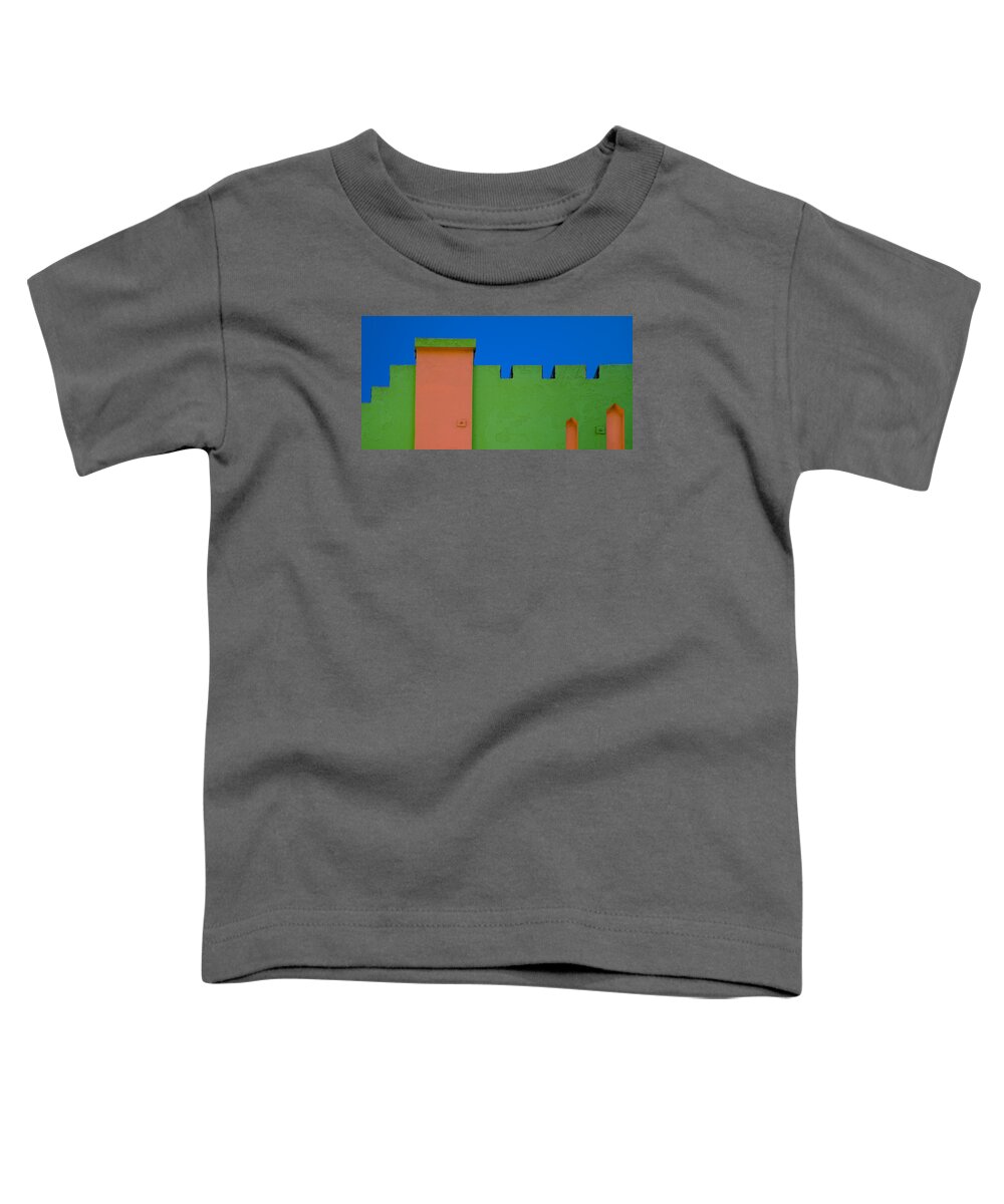 Building Toddler T-Shirt featuring the photograph Crenellated Roof by David Smith