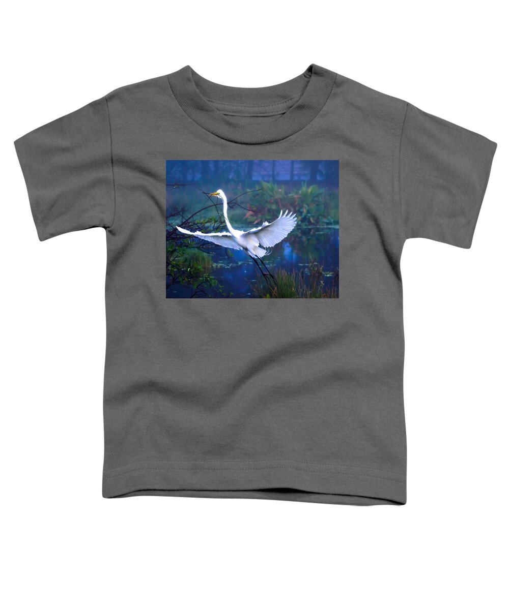Great White Egret Toddler T-Shirt featuring the photograph Egret In the Mist by Mark Andrew Thomas