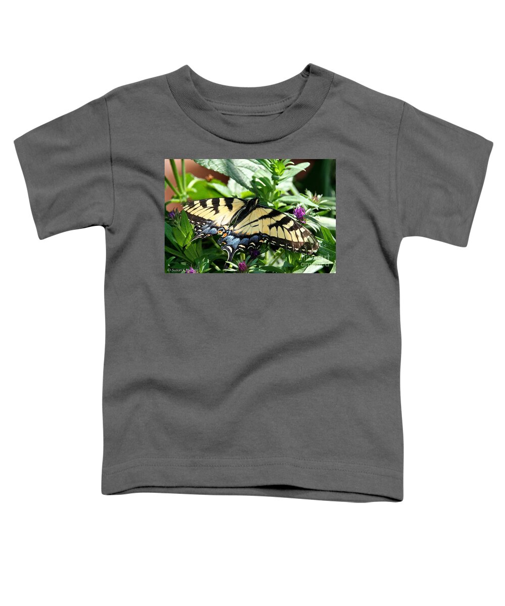 Bug Toddler T-Shirt featuring the photograph Expansive by Susan Herber