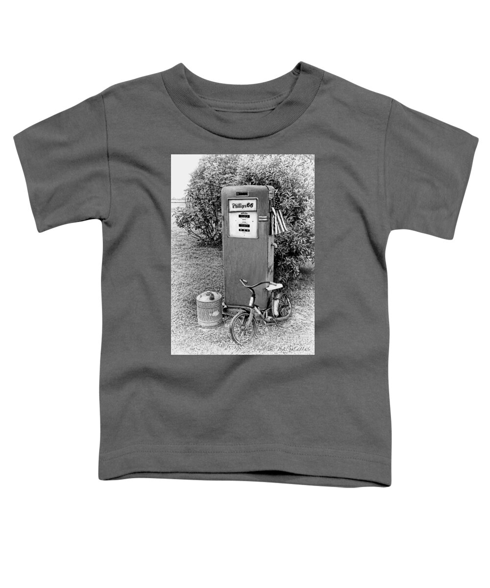 Gas Pump Toddler T-Shirt featuring the photograph Fill 'er up by Bonnie Willis