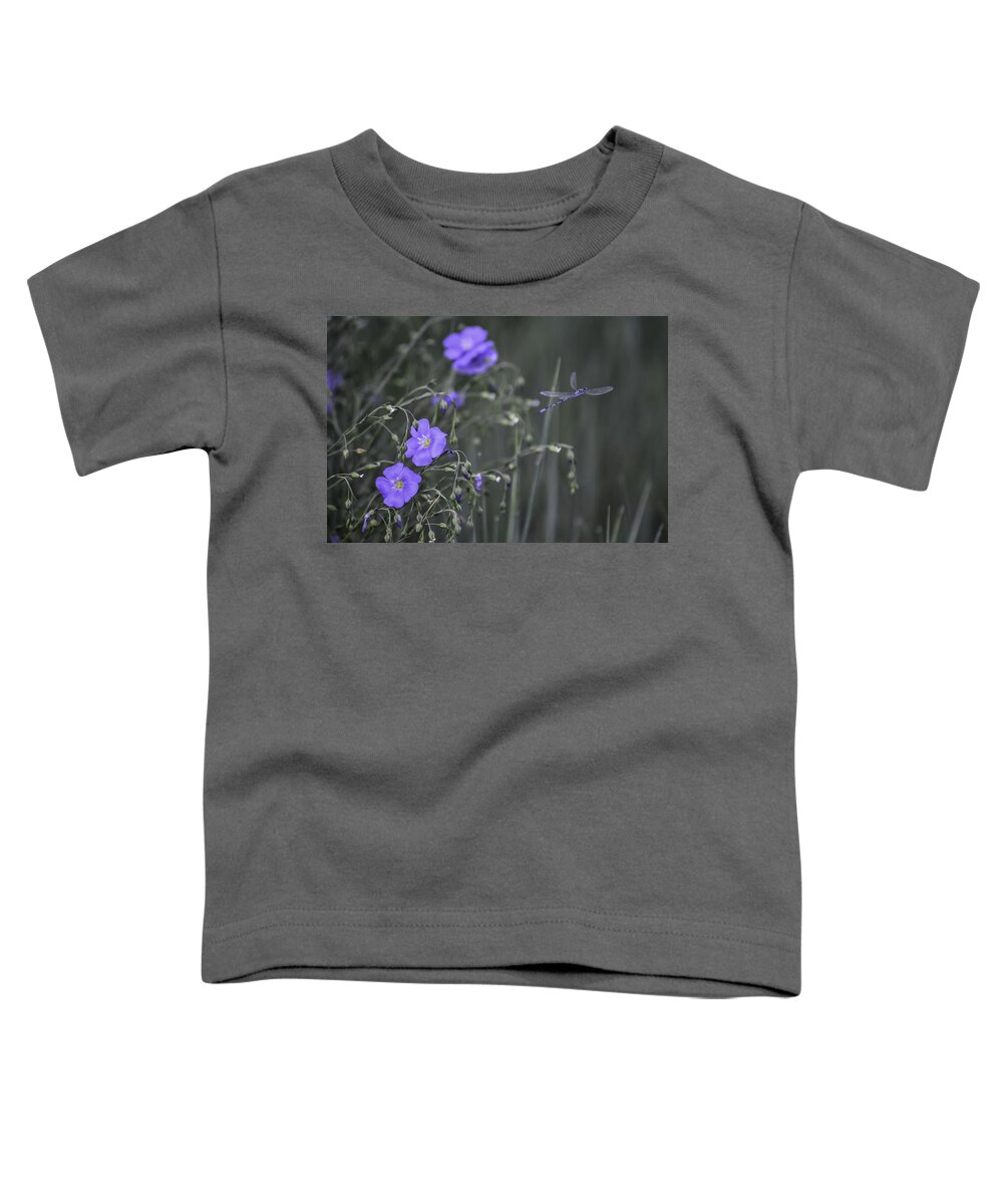  Toddler T-Shirt featuring the photograph Flax and a dragonfly by Rae Ann M Garrett