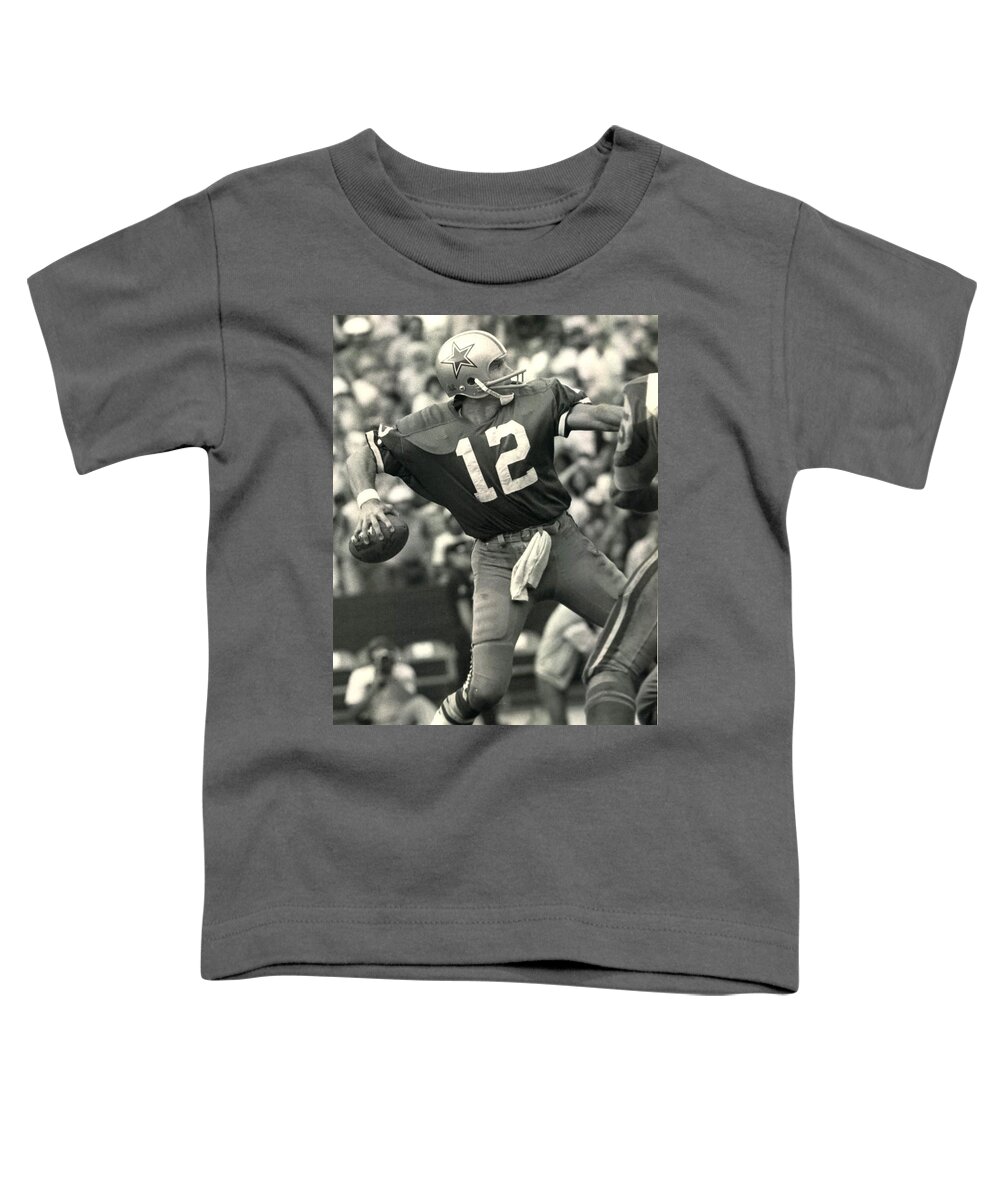 Roger Toddler T-Shirt featuring the photograph Roger Staubach Vintage NFL Poster by Gianfranco Weiss