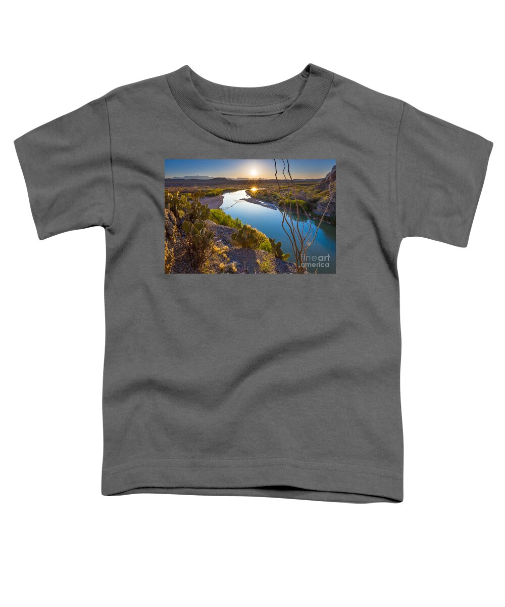 America Toddler T-Shirt featuring the photograph The Big Bend by Inge Johnsson