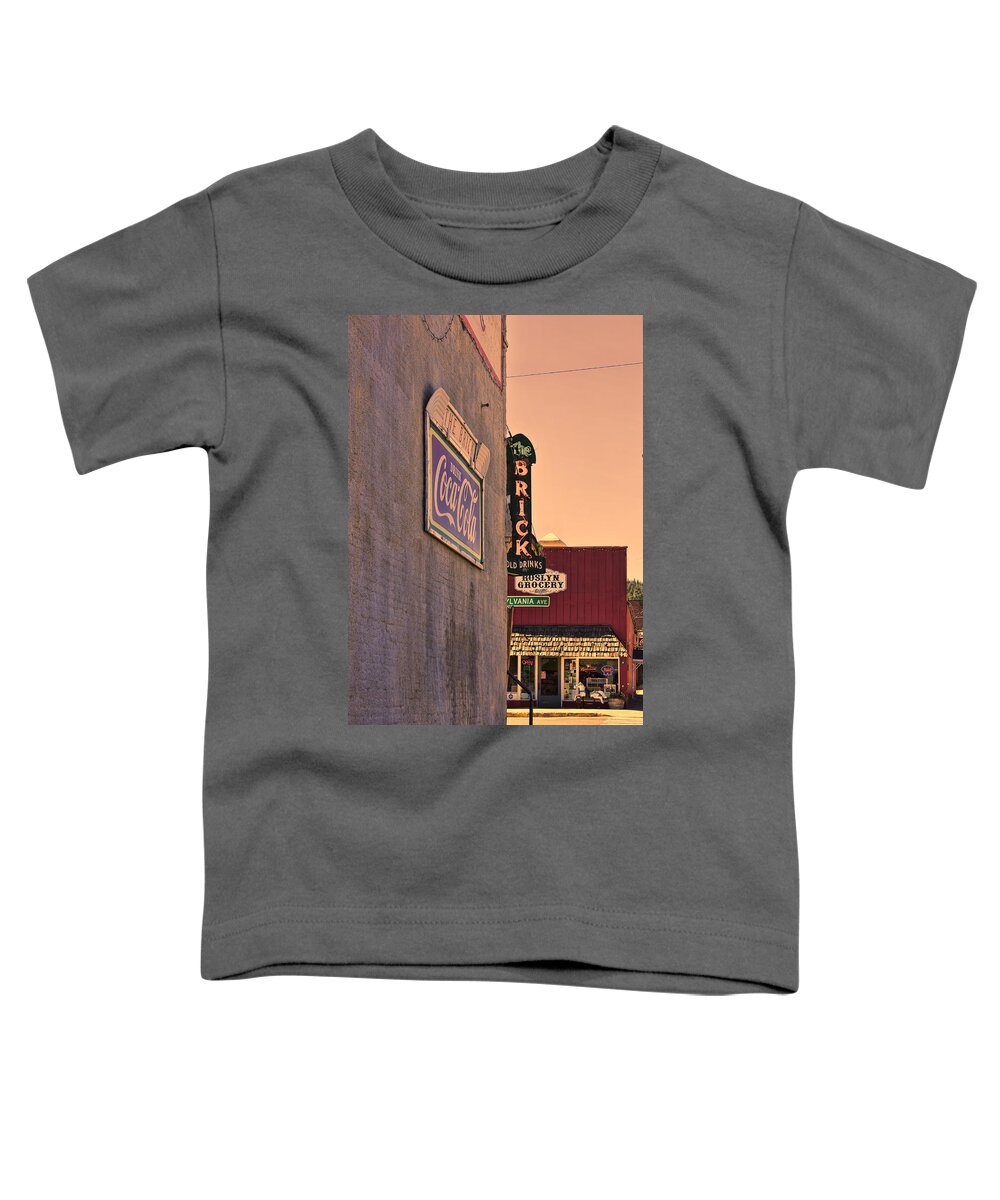 Pub Sign Toddler T-Shirt featuring the photograph The Brick at Sunset by Cathy Anderson