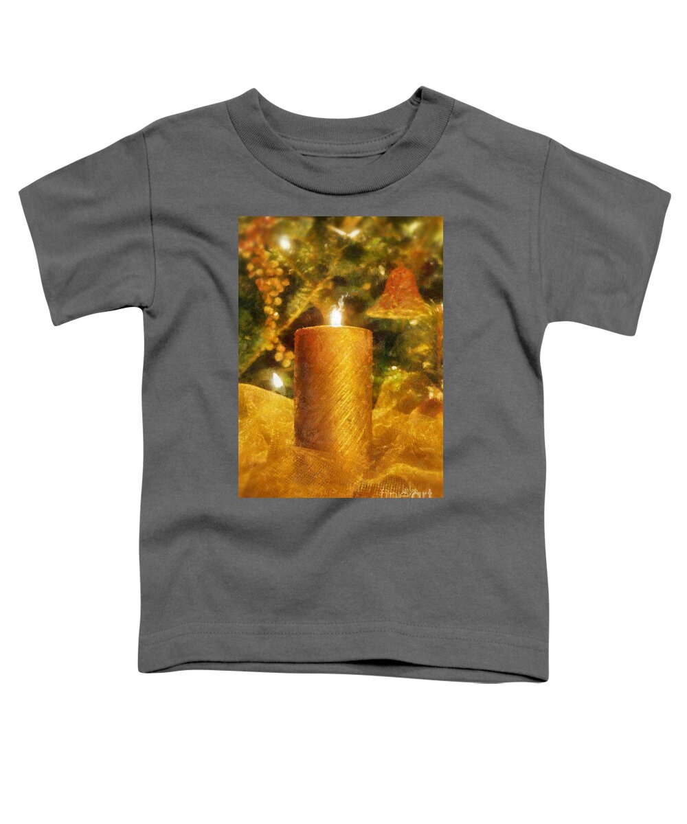 Candle Toddler T-Shirt featuring the photograph The Christmas Candle by Lois Bryan