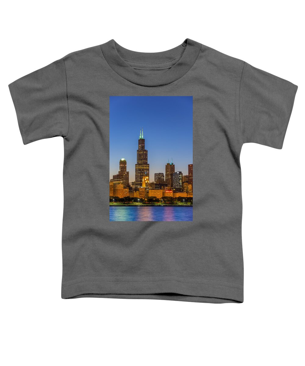 Chicago Skyline Toddler T-Shirt featuring the photograph Willis Tower by Sebastian Musial