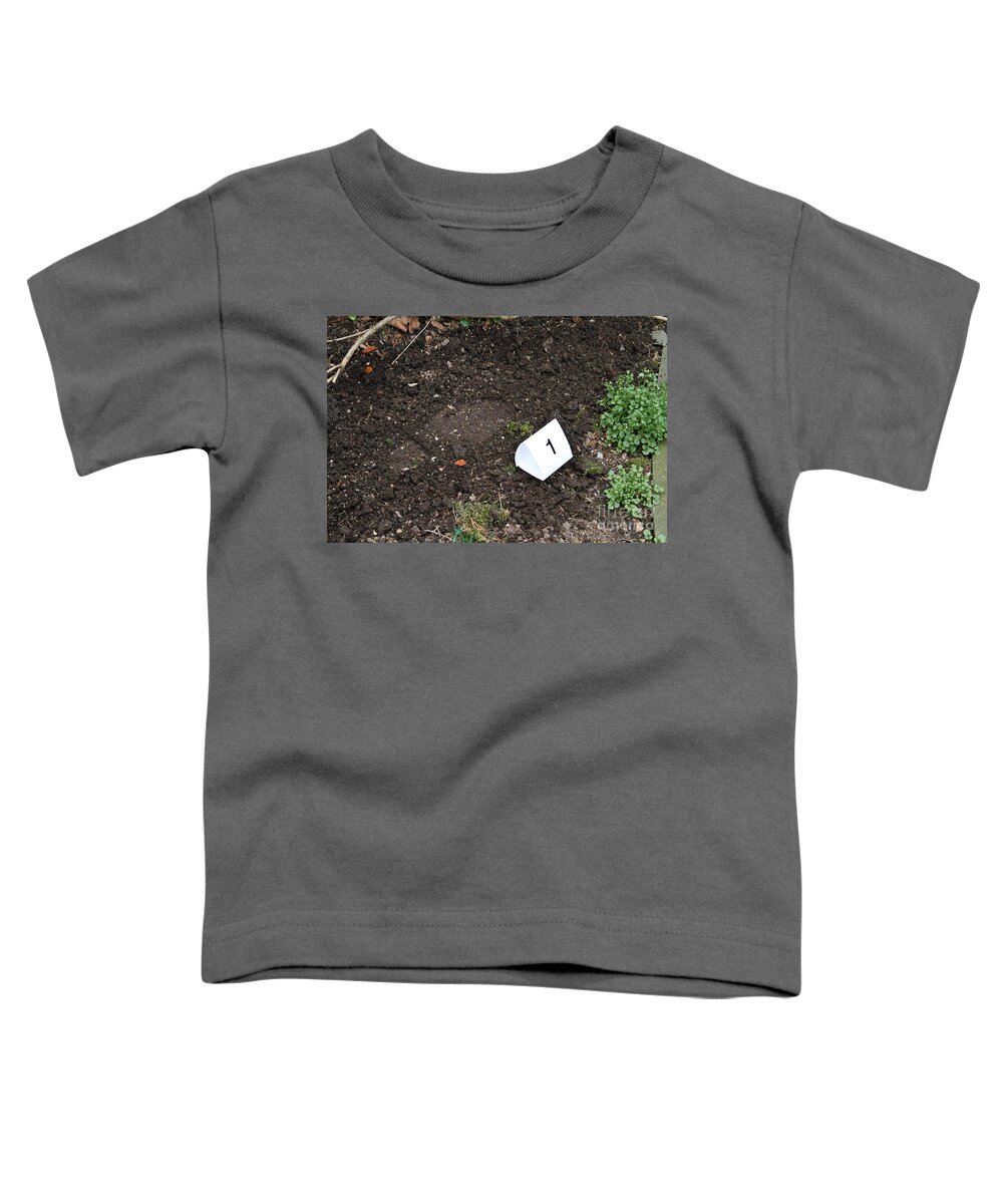 Dirt Toddler T-Shirt featuring the photograph Criminal Investigation #8 by Photo Researchers, Inc.