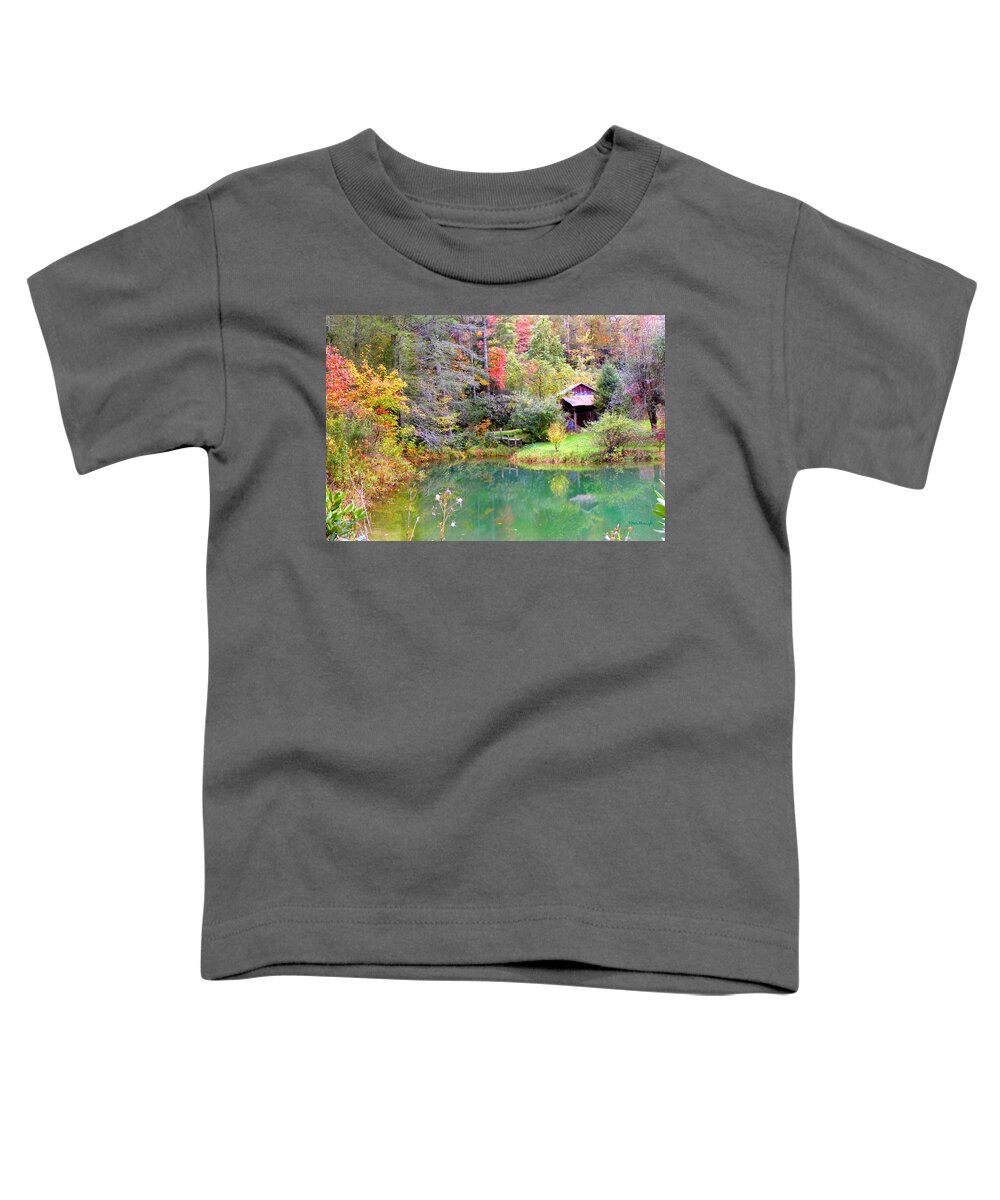 Barns Toddler T-Shirt featuring the photograph Barn and Pond in the Fall by Duane McCullough