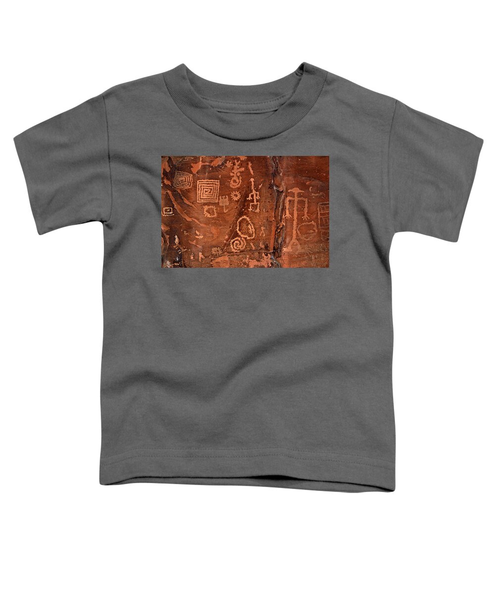 Petroglyphs Toddler T-Shirt featuring the photograph History In Stone by Phyllis Denton