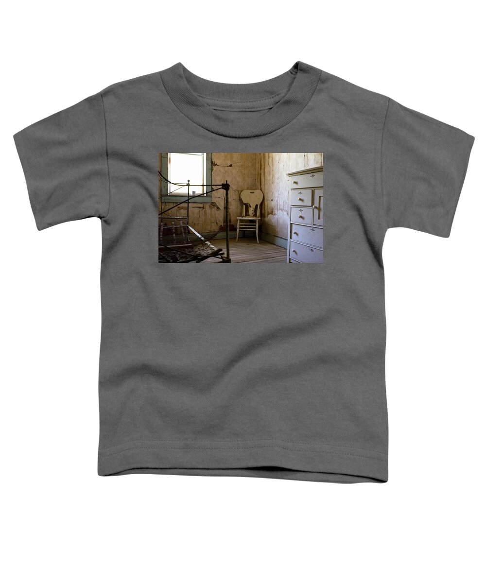 Old Bedroom Toddler T-Shirt featuring the photograph White Chair in the Bedroom by Lorraine Devon Wilke
