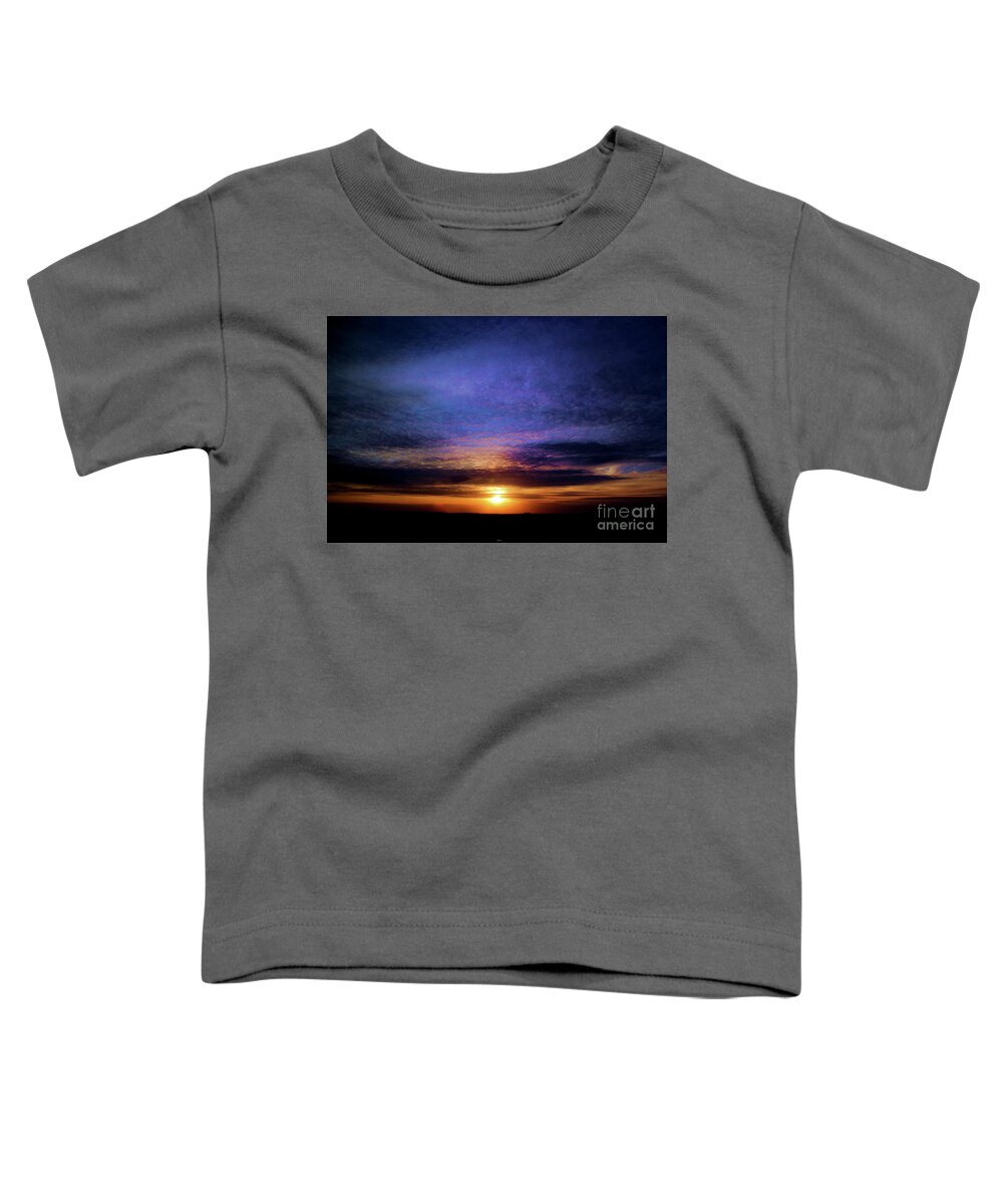 Longview Toddler T-Shirt featuring the photograph A Longview Sunrise by Al Bourassa