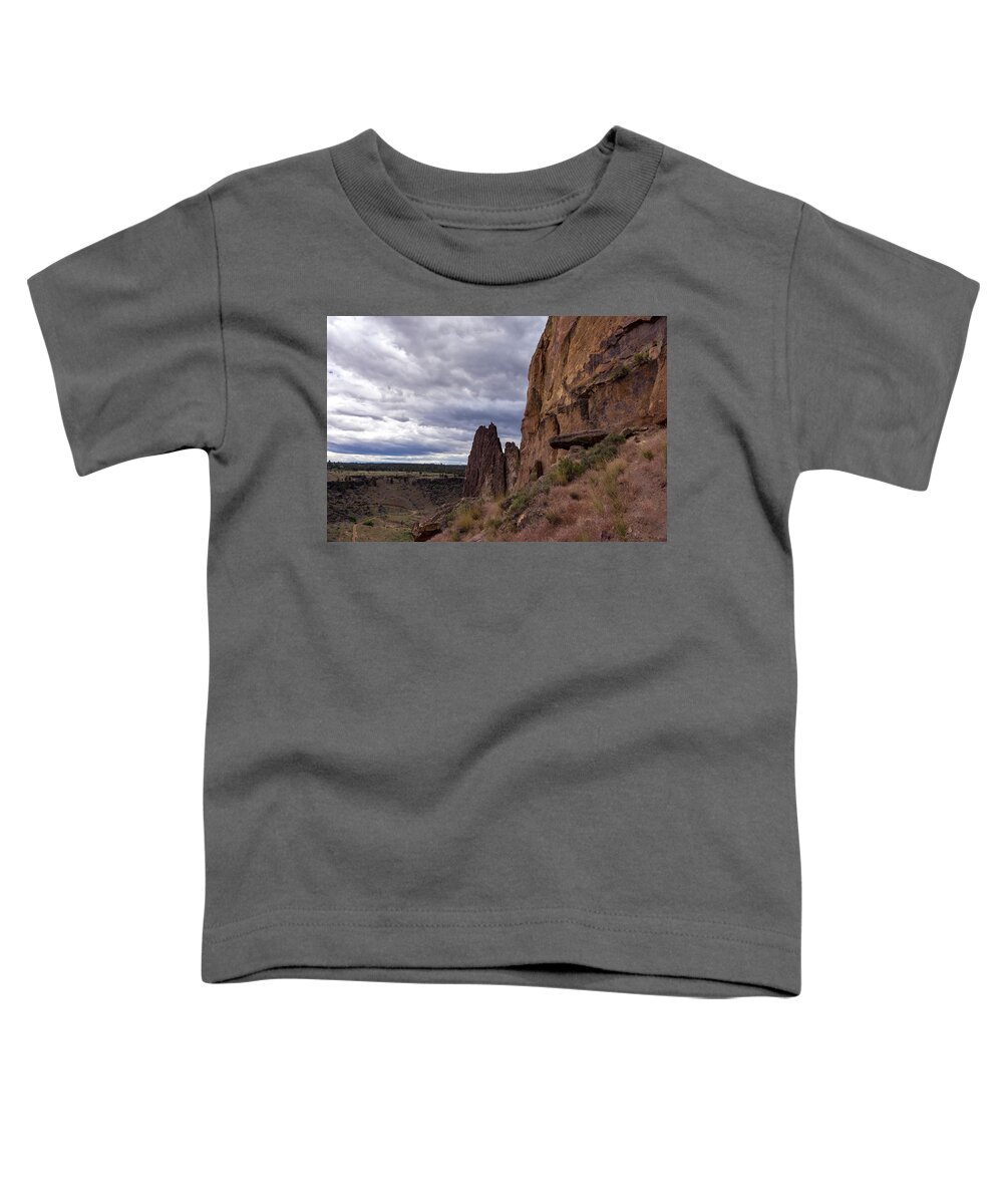 Hills Toddler T-Shirt featuring the photograph All Along the Edge by Steven Clark
